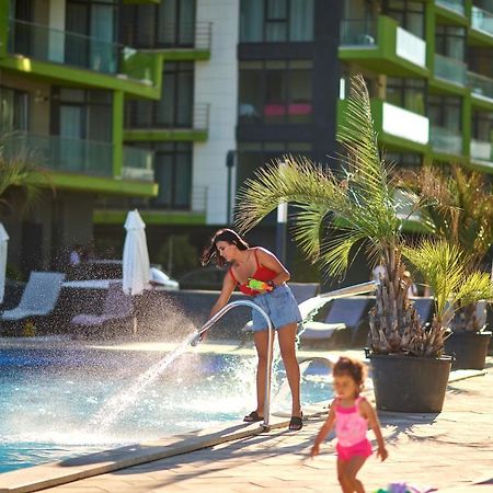 Royale Sundance Studio 7 Beach Spa & Pool Mamaia Nord エクステリア 写真