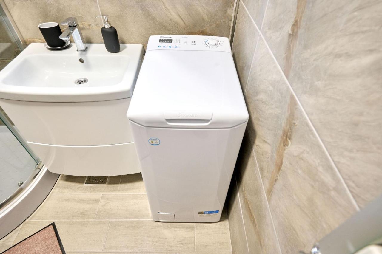 Royale Sundance Studio 7 Beach Spa & Pool Mamaia Nord エクステリア 写真