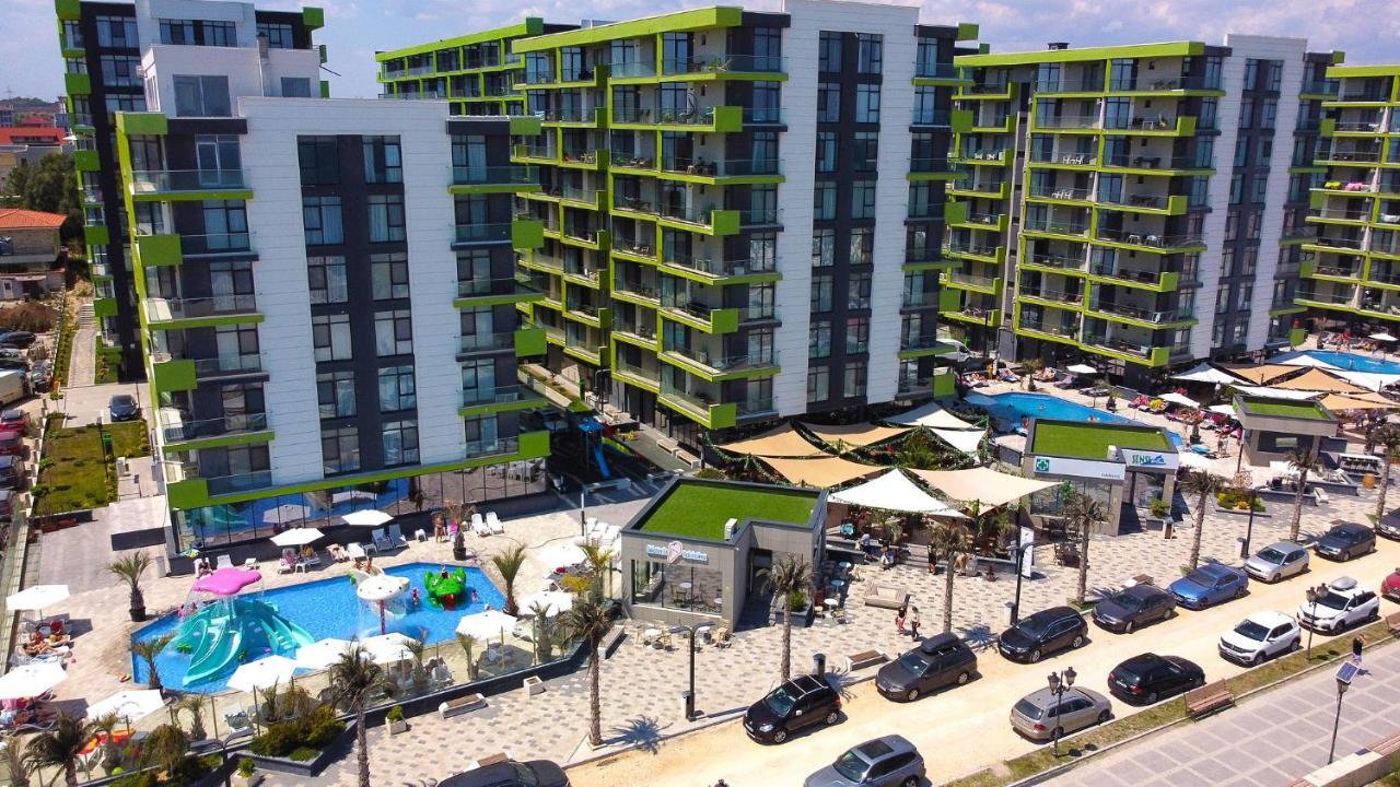 Royale Sundance Studio 7 Beach Spa & Pool Mamaia Nord エクステリア 写真